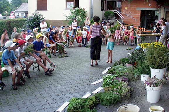 zur�ck zur �bersicht ....  anklicken