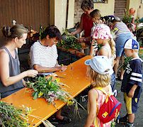 Anklicken f�r gr��ere Ansicht (60 - 90 KB)  ........