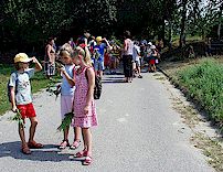 Anklicken f�r gr��ere Ansicht (60 - 90 KB)  ........